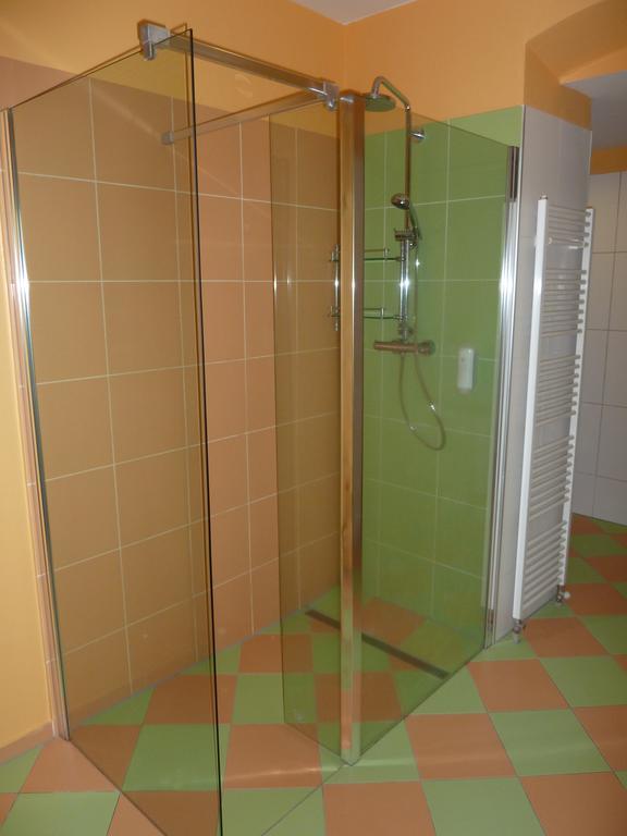 Apartments And Suites クレムニツァ 部屋 写真