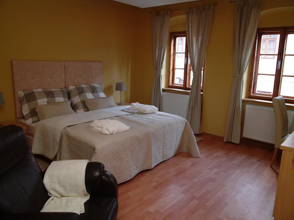 Apartments And Suites クレムニツァ 部屋 写真